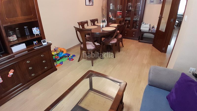 Foto e9936355-a8b7-4966-9b29-dc1f15d216ae. Casa adossada amb aparcament a Yecla