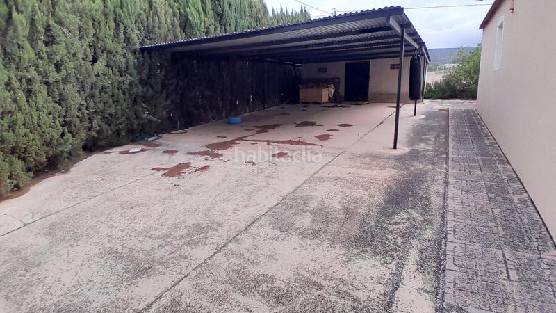 Foto c2b4c823-a4f3-4135-b5d4-c85531d453d2. Xalet amb aparcament piscina a Yecla