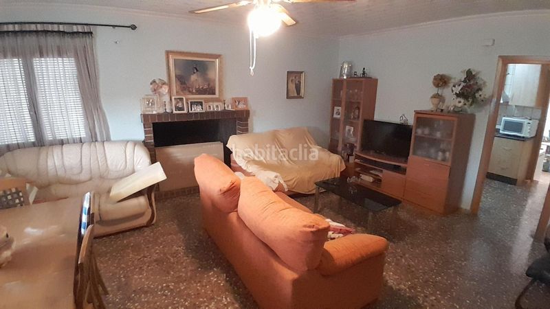 Foto f5ec3883-e8c6-4337-ab94-6ad983613ef9. Xalet amb aparcament piscina a Yecla
