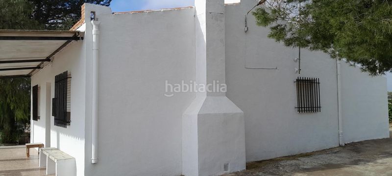 Foto 119b8e45-0cc5-4764-ad89-bd924ac5585c. Chalet  con piscina a 1,5 km en Yecla