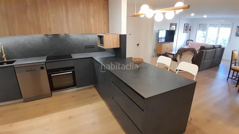 Foto 73744882-be8b-4812-b6ad-1fefb78a906e. Piso  moderno con ascensor en Yecla