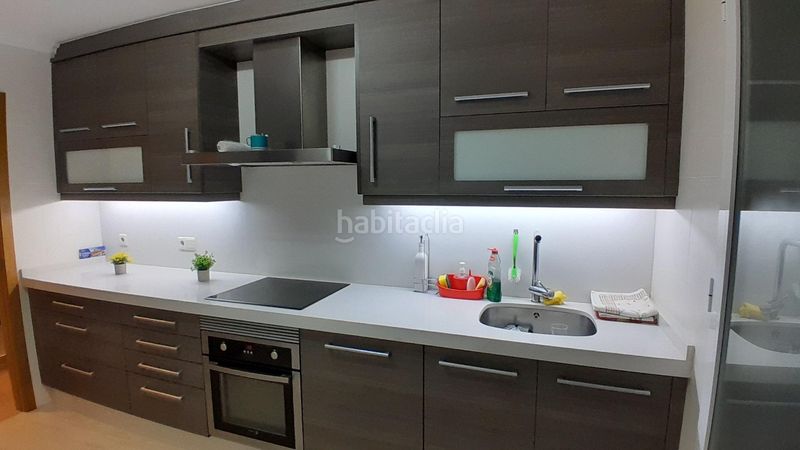 Foto b182d9f5-4292-435f-b113-05820d77c114. Piso  de lujo en Yecla