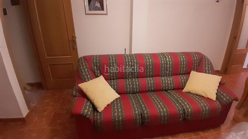 Foto 5175017b-70f8-48e1-b01a-1388a9c195ff. Lloguer casa amb aparcament a Yecla