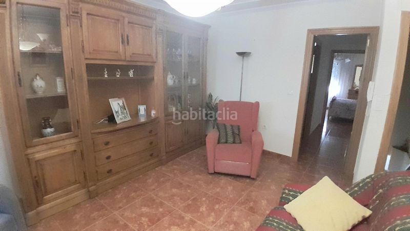 Foto dd876e1d-9d22-4170-a11c-e64bd2e85a40. Lloguer casa amb aparcament a Yecla