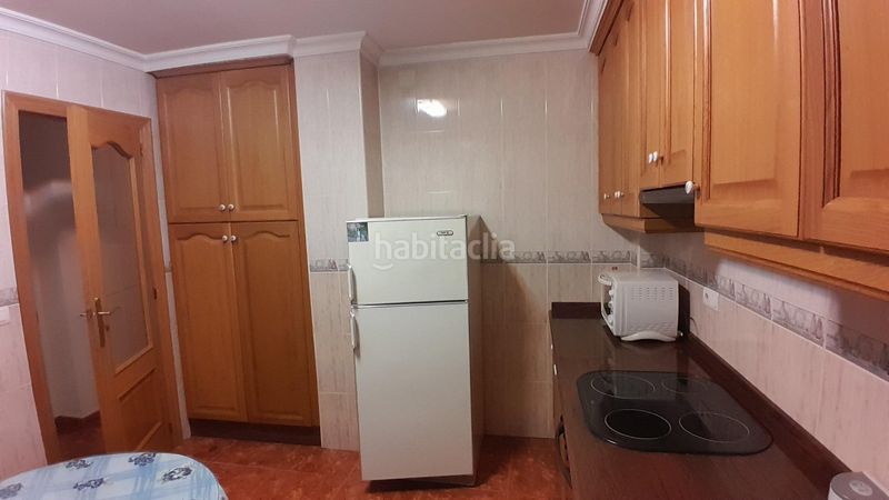 Foto b987b3ae-20e4-4b58-9d8f-877e1acdce55. Location maison avec parking dans Yecla