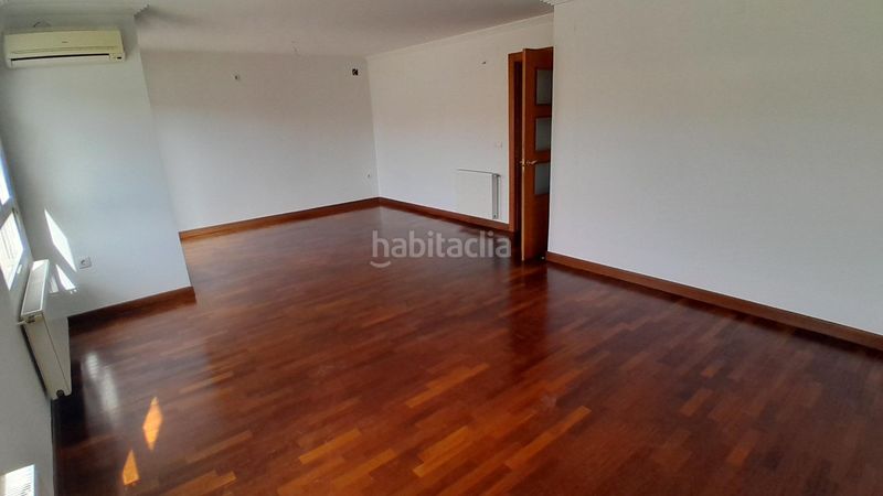 Foto 5775ff55-948f-4665-b309-9d72b82f6d39. Appartamento con riscaldamento parcheggio in Yecla