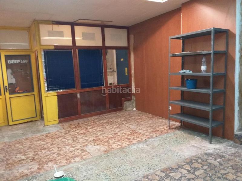 Foto d9e325c1-8ab1-42af-a793-786ae1708a0d. Local comercial  junto a correos en Yecla