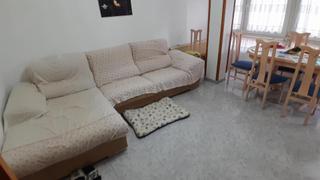Flat in Yecla. Piso centrico 4 habitaciones en yecla