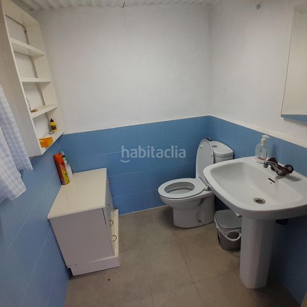 Foto 4bcdaddc-f325-4e7d-9b37-e7a228ef4dd1. Casa amb aparcament a Yecla
