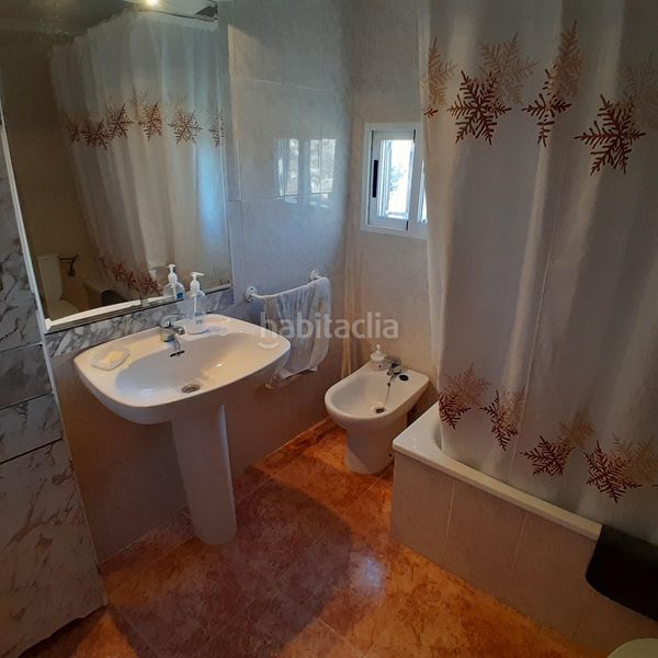Foto 76759244-00a3-4bb8-982c-8ac764941f4a. Casa amb aparcament a Yecla