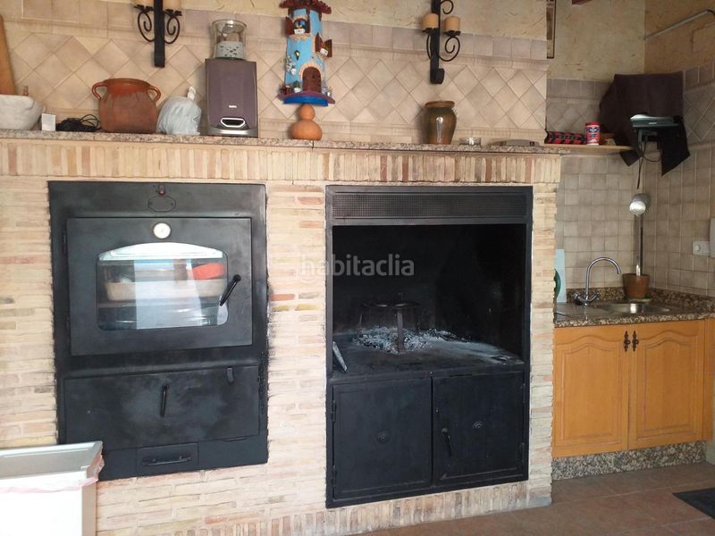 Foto f9355df4-74ff-4108-bd47-39c4dc181136. Xalet amb calefacció aparcament piscina a Yecla