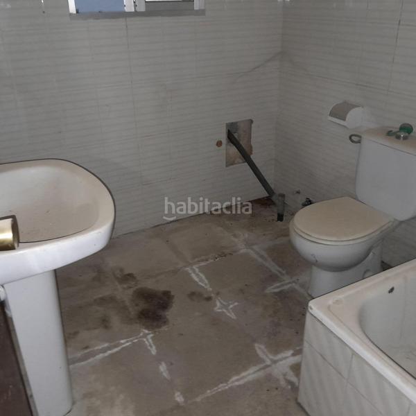 Foto 496c538f-a777-4fa0-bf7e-cb2ad2becffb. Nave industrial nave chalet linea carretera en Yecla