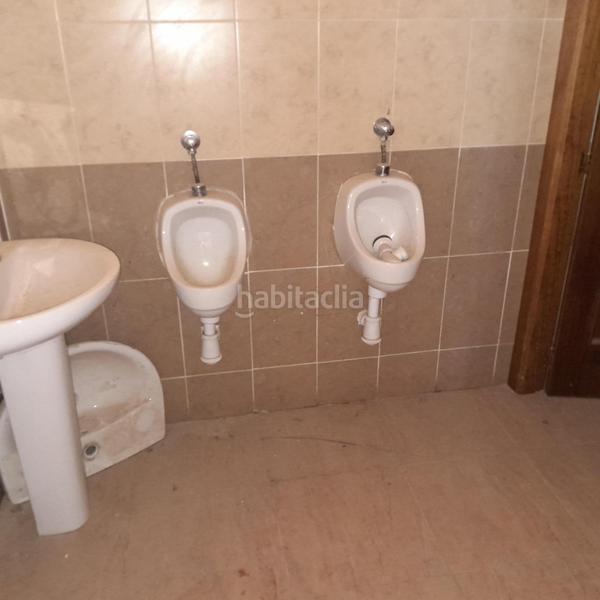 Foto b11c6cbb-2e22-4796-9b18-d8c56a616e8b. Nave industrial nave chalet linea carretera en Yecla