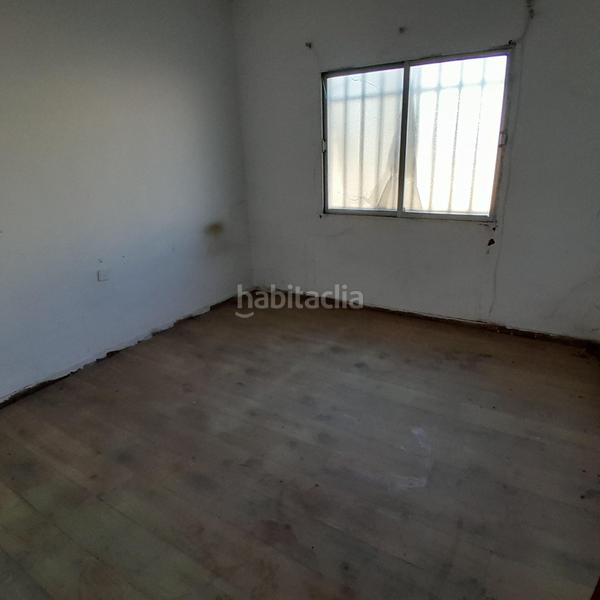 Foto d825a99d-131b-4ebb-aa36-ea33408551b3. Nave industrial nave chalet linea carretera en Yecla