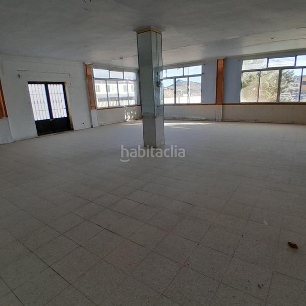 Foto eb156063-2230-4d70-8fea-222f1a3e36bf. Nave industrial nave chalet linea carretera en Yecla