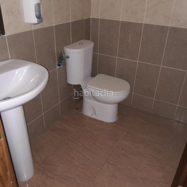 Foto ebea9e09-825b-4e3d-a9da-b6dff323e242. Nave industrial nave chalet linea carretera en Yecla