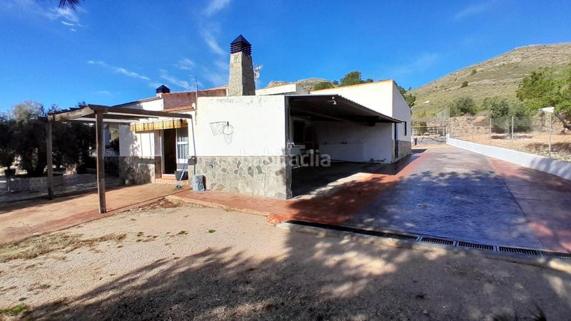 Foto 21acfe22-f72d-4e58-9b4b-876a69175575. Chalet  a 6,5 km cercano a la montaña en Yecla