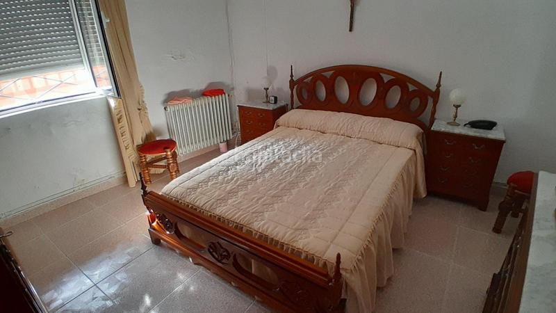 Foto 8080ce9a-1f5d-4fc4-bc79-e6b6dd4dc2ad. Maison avec chauffage parking dans Yecla