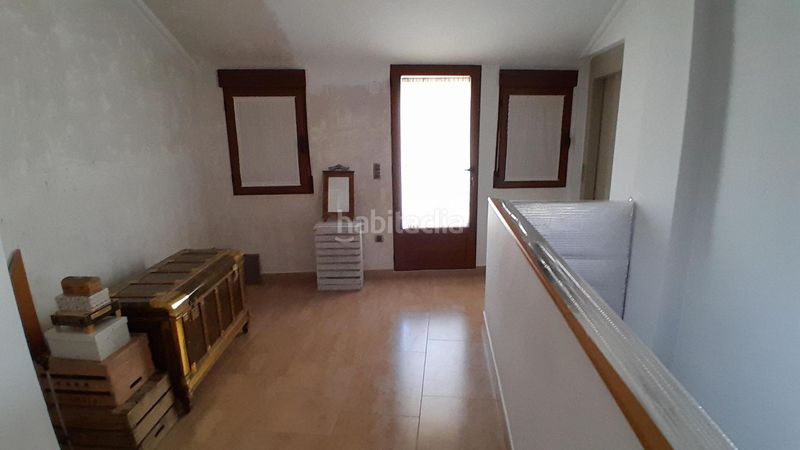 Foto e6d95a65-c98f-473d-876f-ebb88b989519. Casa  con garaje y ascensor en Yecla