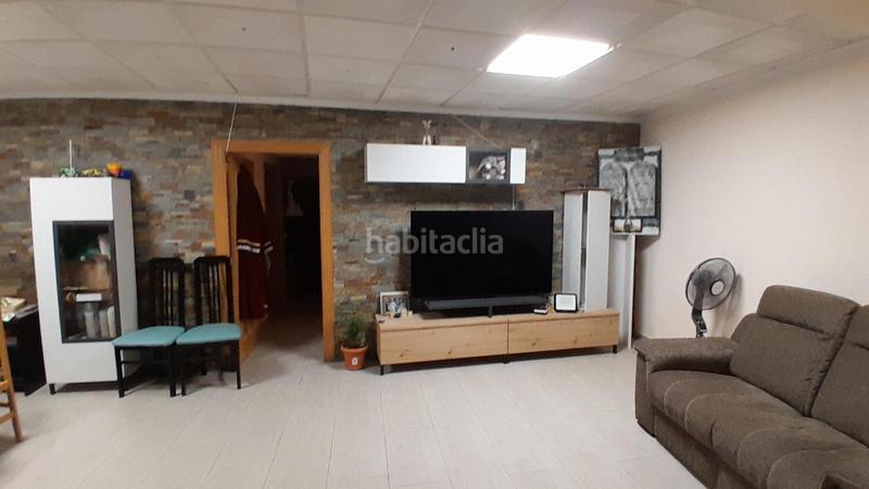 Foto 6deed6ea-6b24-42c4-84e2-0dfe4c5d2a9d. Casa  moderna en Yecla
