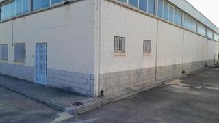 Nau industrial a Yecla. Nave de 670 mts. en yecla