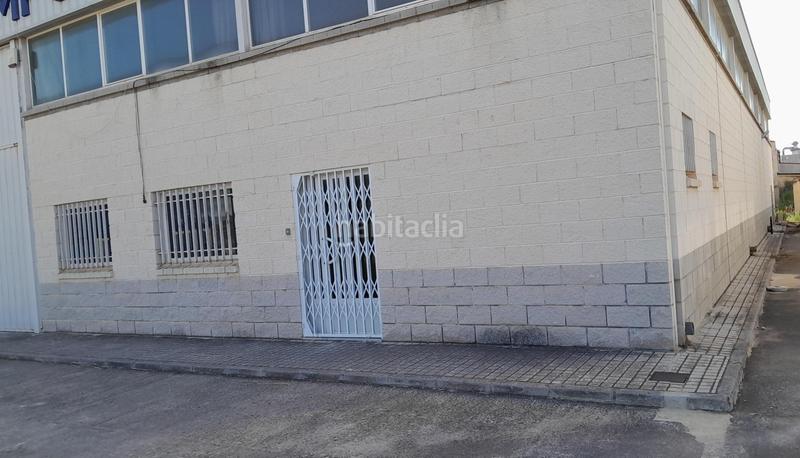 Foto b9324e82-e0fe-405e-bdca-c3604e64237d. Nave industrial nave de 670 mts. en Yecla
