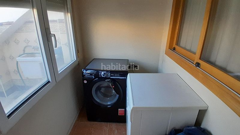 Foto 3d5e646f-03c1-47d9-8e43-9b2004e19dd2. Casa amb calefacció aparcament a Yecla