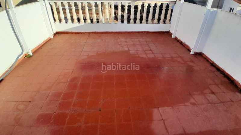 Foto ed7195f8-2998-48d1-868f-89515af19b5f. Casa amb calefacció aparcament a Yecla