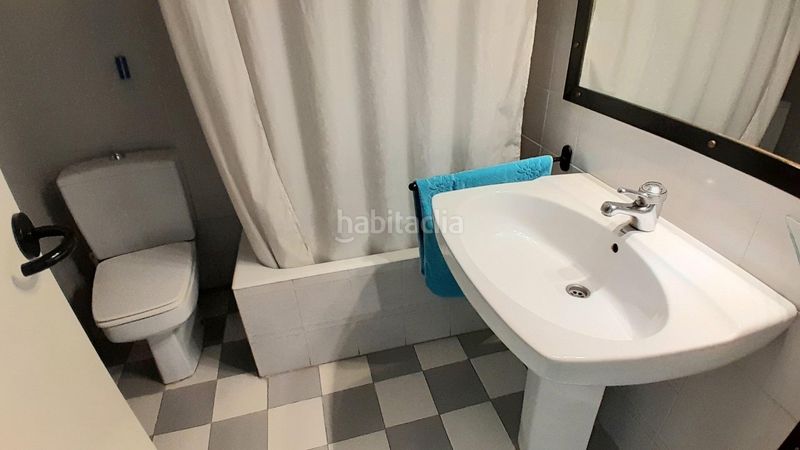 Foto a1cd1dff-0223-451e-8d4d-2bbc333c3dc7. Casa amb aparcament a Yecla