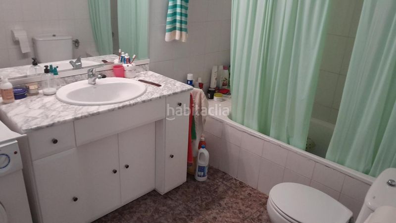 Foto a0a210b3-1461-48a8-92d8-f0262b035070. Xalet amb aparcament piscina a Yecla
