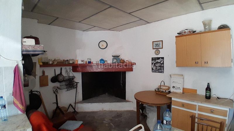 Foto a31dd486-5694-4df1-bb62-0b5aacdb07c9. Xalet amb aparcament piscina a Yecla