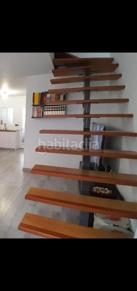 Foto 27172450-6698-452c-b5dc-fee8d92dcd89. Casa  moderna con garaje en Yecla