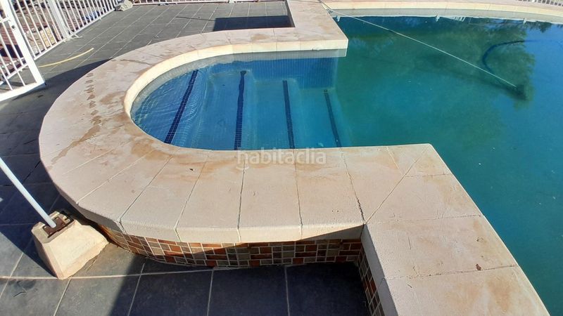 Foto 31c8c4c7-4df8-489f-92c7-8cdd0cbb2b0c. Chalet  con piscina en Yecla