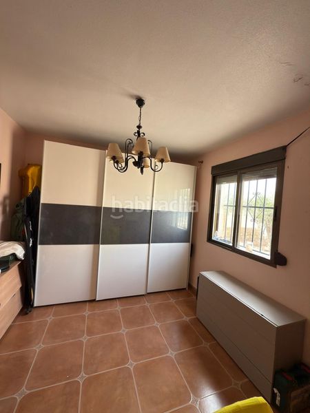 Foto 5e939b1b-cbdd-4f3d-bce1-6fb04b8dd51f. Chalet  con piscina en Yecla