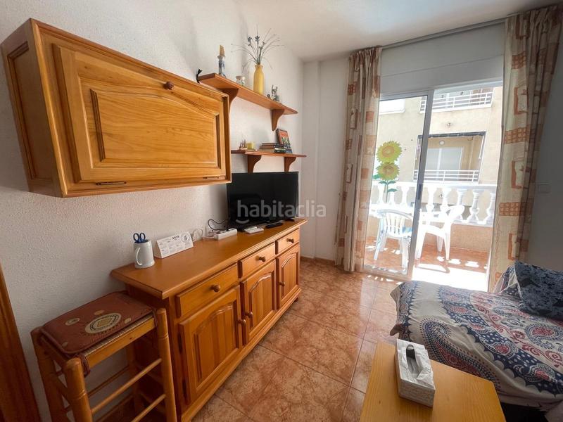 Foto 06ac90e0-e41b-402f-a8ac-97a5167affa2. Apartament amb calefacció aparcament piscina a Antonio Machado Torrevieja