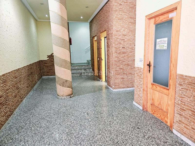 Foto 0a21b1c8-80f7-48f4-8b2b-e3b4b3173704. Ático  de 2 dormitorios con piscina comunitaria en el corazón en Torrevieja