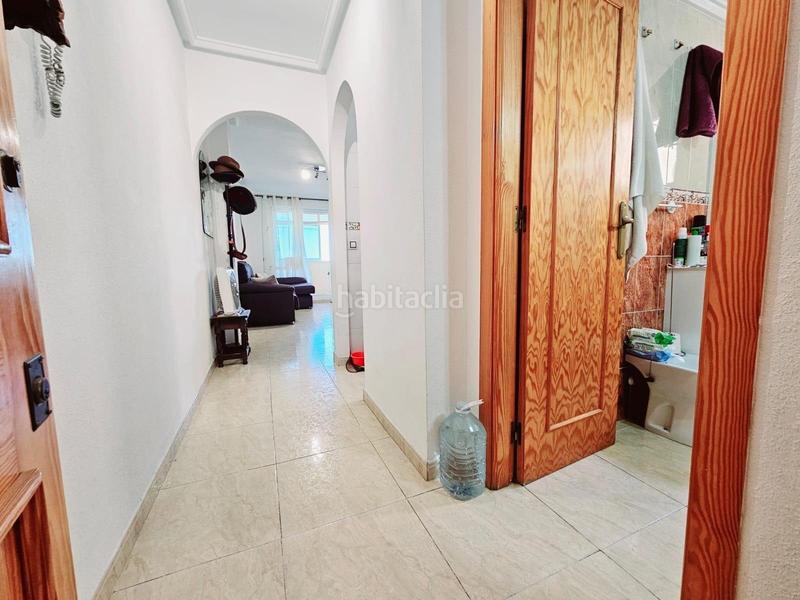Foto 6fecad9a-cb1a-4b4a-a2ba-3ad7b83153d9. Ático  de 2 dormitorios con piscina comunitaria en el corazón en Torrevieja