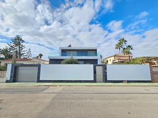 Xalet a Calle los gorriones 5. Chalet de lujo en zona los ángeles cercano a todo