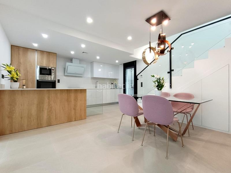 Foto dc5579b7-60a4-4929-9b40-9f0609f6b72b. Casa pareada lujosos chalets adosados de nueva construcción , costa blanca en Benijófar