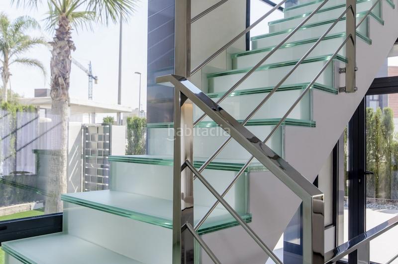 Foto 3c73778d-1a78-4dc0-a7e0-69f13c492d10. Xalet amb aparcament piscina a Campoamor Orihuela