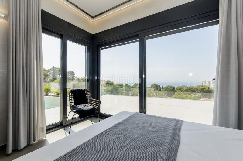 Foto 74ed7dcb-c08b-45f8-92cb-987852c535e9. Xalet amb aparcament piscina a Campoamor Orihuela