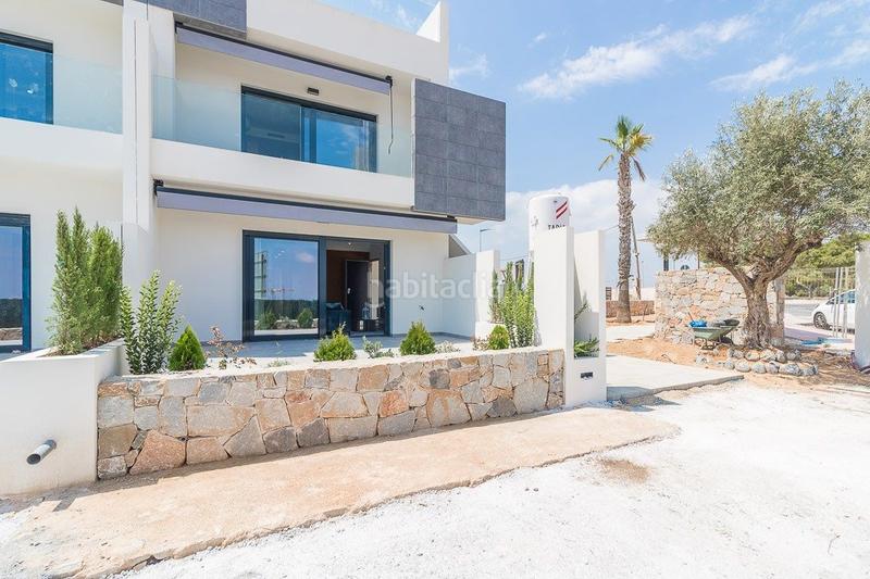 Foto 096f8a0d-e885-4738-ad83-6d33d6a83dd8. Casa amb aparcament piscina a Los Balcones-Los Altos Torrevieja