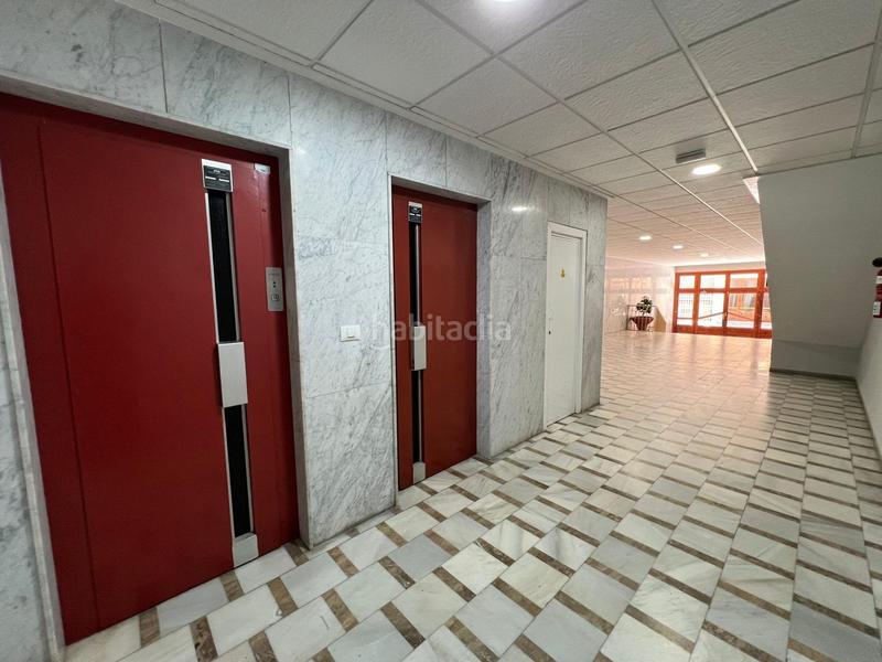 Foto 16bd1a10-3e67-4442-b174-8856321f6ac9. Apartamento en avenida doctor gregorio marañon 70 exclusivo apartamento de lujo reformado en 2025 con vistas al mar y alta eficiencia energética en Torrevieja