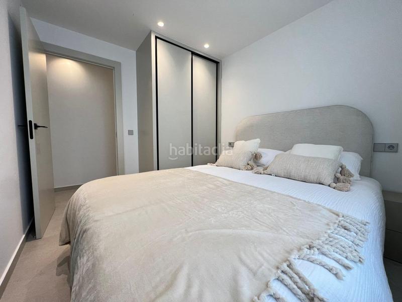 Foto 2073a803-66df-45a6-8c94-5156a6f2d6e9. Apartamento en avenida doctor gregorio marañon 70 exclusivo apartamento de lujo reformado en 2025 con vistas al mar y alta eficiencia energética en Torrevieja