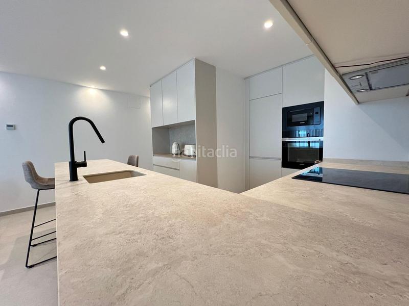 Foto 71506b53-a6f2-4dec-99a8-84dad4627a9b. Apartamento en avenida doctor gregorio marañon 70 exclusivo apartamento de lujo reformado en 2025 con vistas al mar y alta eficiencia energética en Torrevieja