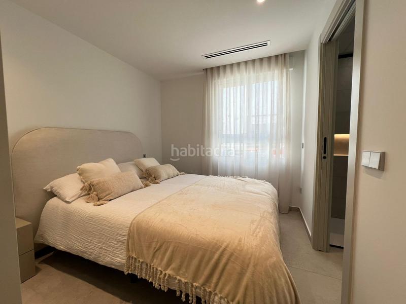 Foto c4cd0d64-5e3f-4374-8621-7e7dcda847b1. Apartamento en avenida doctor gregorio marañon 70 exclusivo apartamento de lujo reformado en 2025 con vistas al mar y alta eficiencia energética en Torrevieja