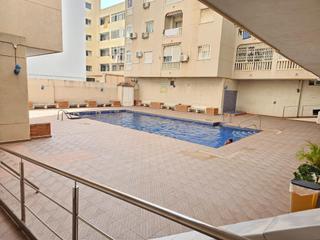 Apartamento  Calle beniajan 16. Apartamento a pocos metros del mar con piscina comunitaria