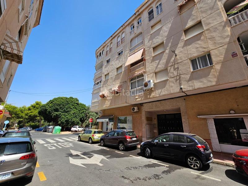 Foto ced10d29-f7d0-4a23-86f9-3674bbef2789. Apartamento en calle beniajan 16 apartamento a pocos metros del mar con piscina comunitaria en Torrevieja