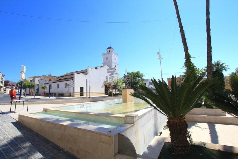 Foto 24785b83-82ae-43ba-9324-d5763ea20c17. Chalet villa moderna de nueva construcción en benijofar en Benijófar