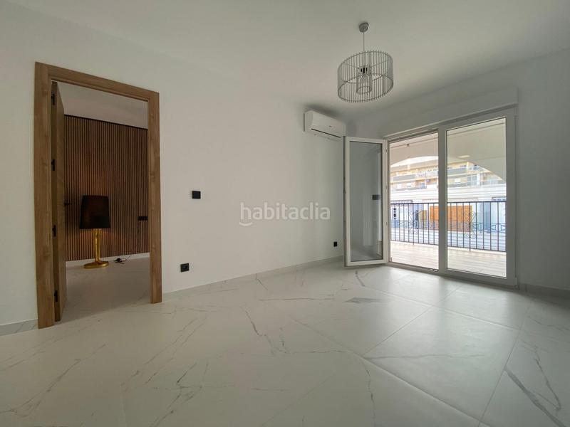 Foto d298feb7-4353-4957-bc69-5fdeae5ad9eb. Dachwohnung in avenida de diego ramírez pastor 239 in Torrevieja